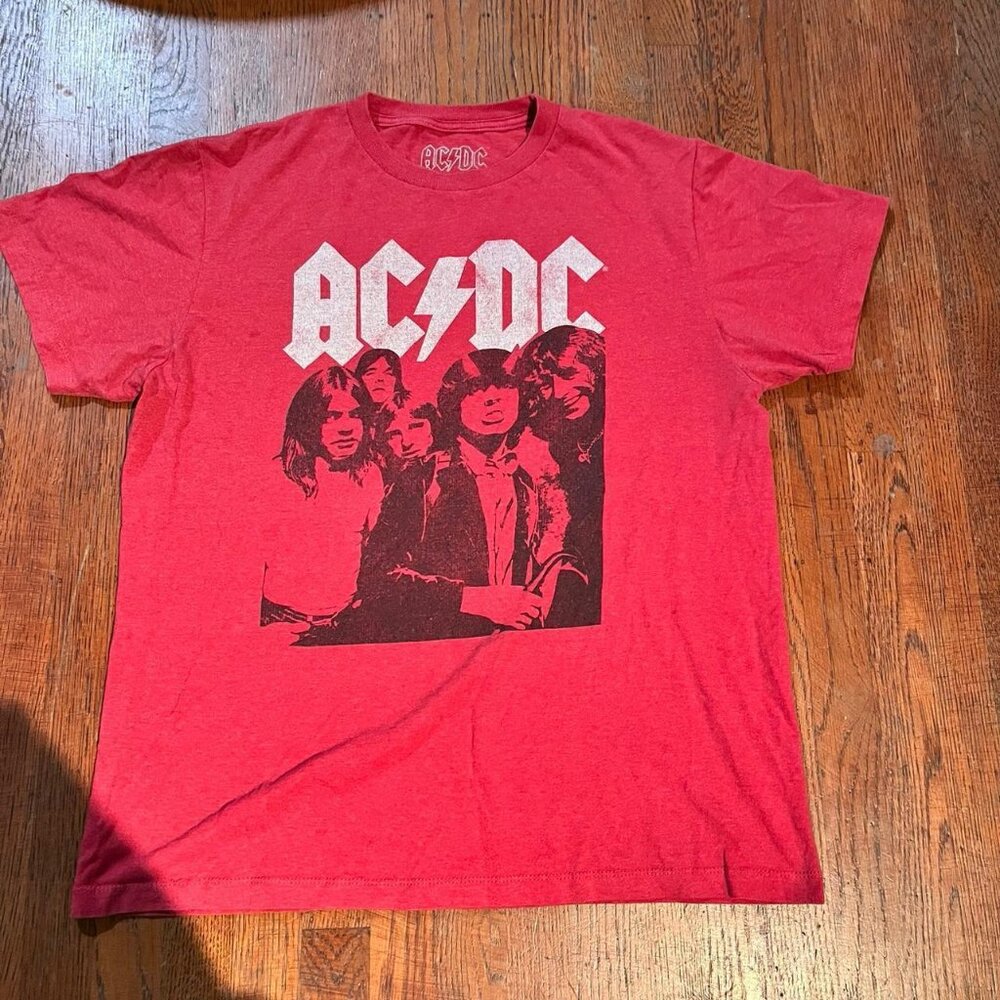 ACDC RAG Men's Medium Red and Black T-shirt